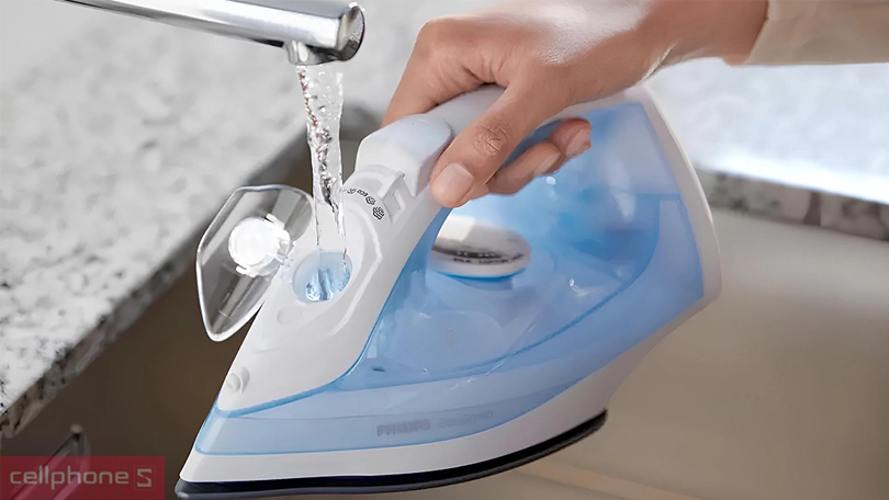 Bàn ủi hơi nước Philips GC1740/20 - Ủi đồ nhanh hơn, tiết kiệm thời gian