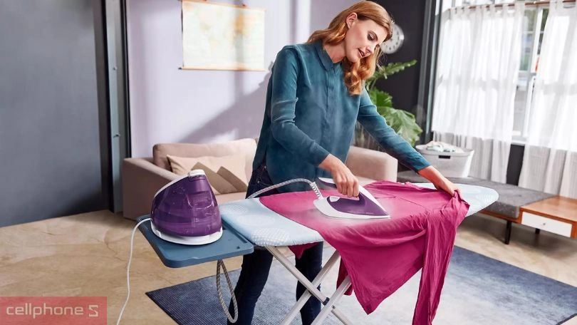 Bàn ủi hơi nước Philips GC7933/30 2400W - Công suất cao, mặt đế SteamGlide Plus chống dính