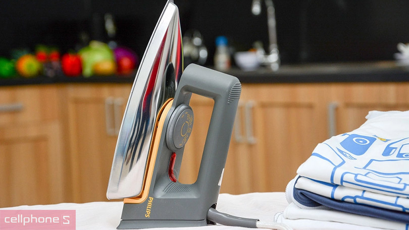 Bàn ủi khô Philips HD1172 1100W – Nhanh chóng, tiện lợi, an toàn