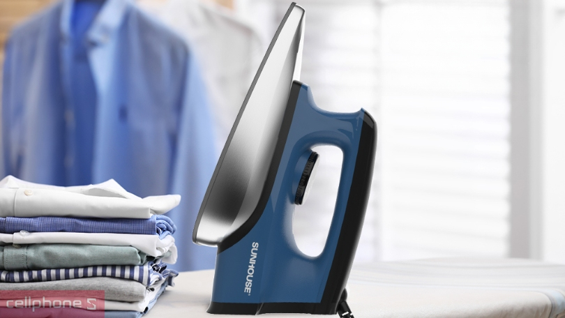Vì sao nên mua bàn ủi khô Sunhouse SHD2016