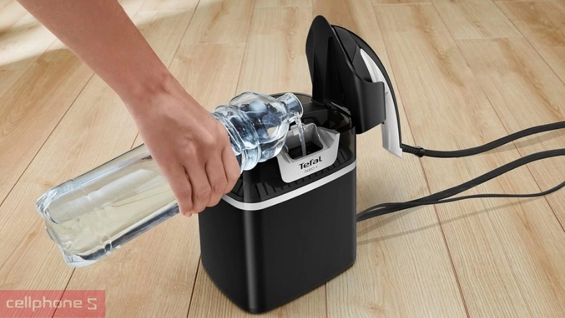 Bình chứa nước của bàn ủi hơi nước đứng Tefal IXEO Plus QT1510E0 2980W