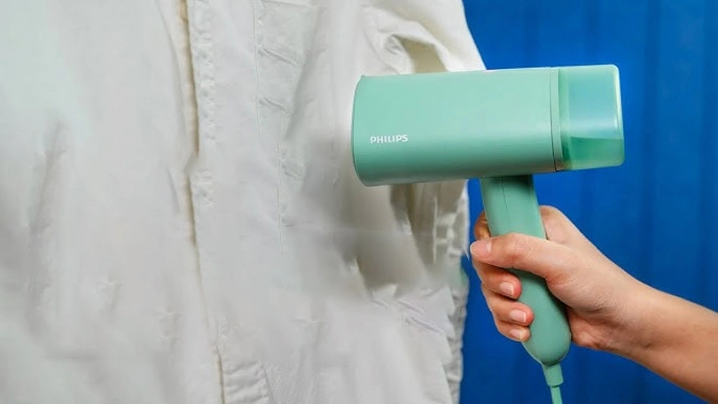 Hướng dẫn sử dụng bàn ủi hơi nước cầm tay Philips STH3010/70 đúng cách