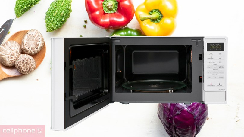 Đánh giá lò vi sóng Panasonic 20 lít NN-ST25JWYUE