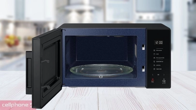 Công suất và công nghệ nướng của lò vi sóng Samsung MG23T5018CK