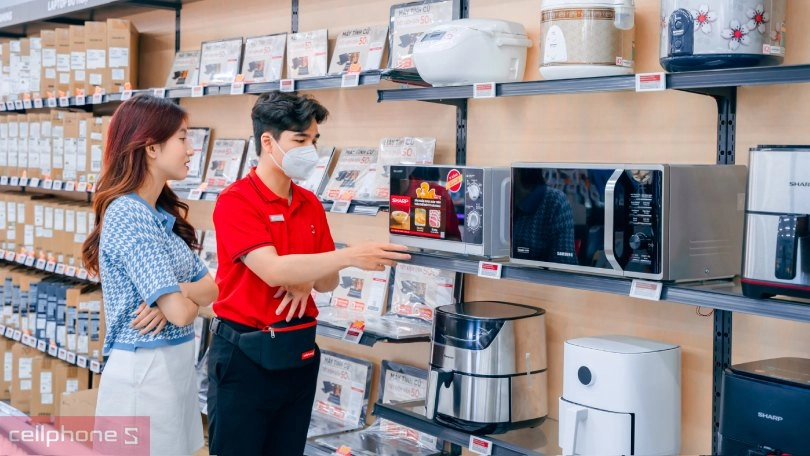 Mua lò vi sóng Samsung MS20A3010AL/SV 20L cơ không nướng giá tốt tại CellphoneS