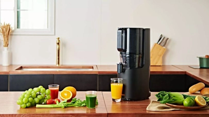 Máy ép chậm là thiết bị ép lấy nước một lần không cần lọc bã Máy ép chậm là thiết bị được sử dụng để ép hoa quả và rau củ