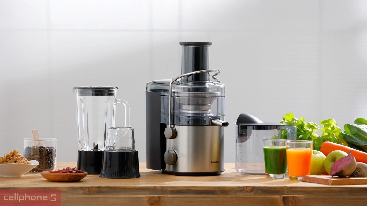 Bộ máy ép trái cây gồm nhiều bộ phận