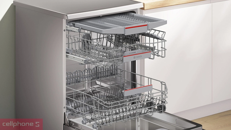 Hoạt động êm ái, công suất 2400W