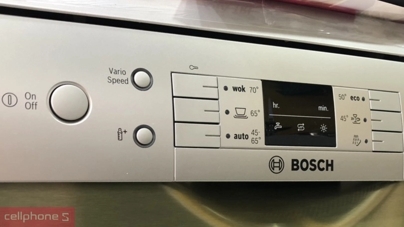 Điều khiển dễ dàng, nhiều tiện ích