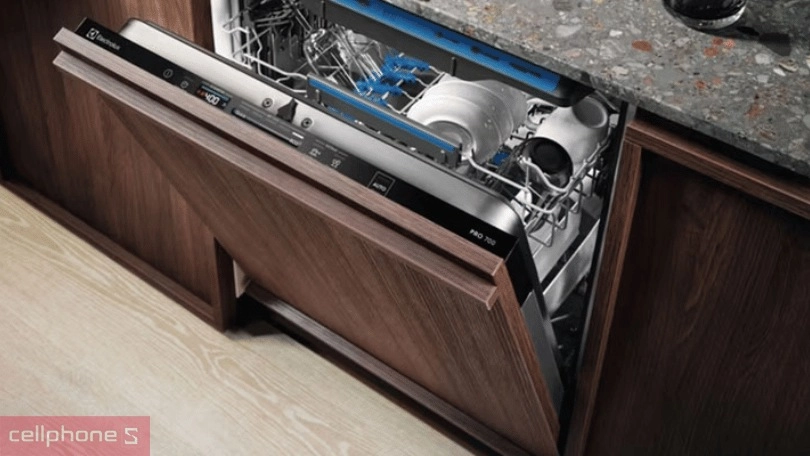 Một số lưu ý khi mua máy rửa chén âm tủ