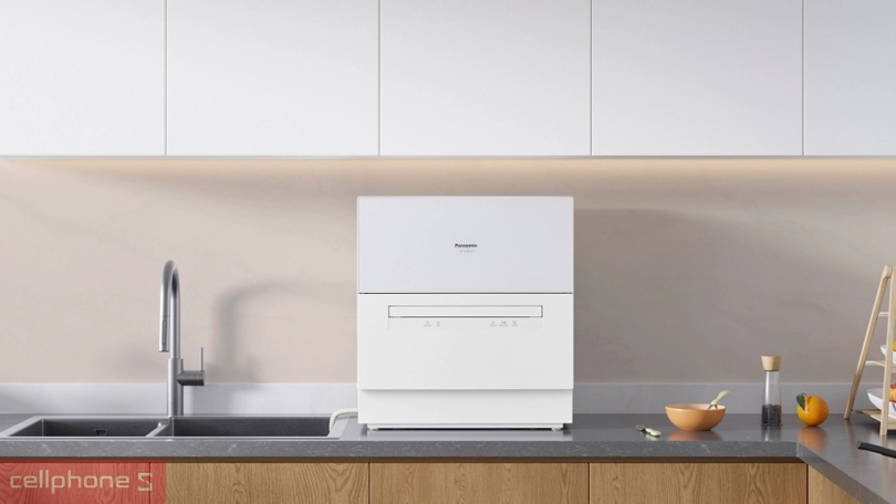 Máy rửa bát Panasonic NP-TH1WEVN - Loại bỏ mọi vết bẩn cứng đầu và tiêu diệt tới 99% vi khuẩn