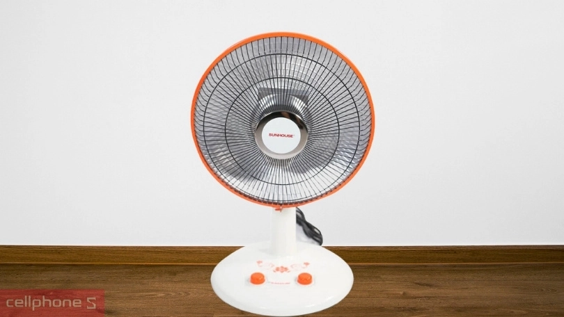 Các tính năng đảm bảo an toàn đi kèm của quạt sưởi đèn halogen Sunhouse SHD7005