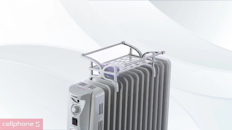 Máy sưởi dầu Tiross 13 thanh TS926 - Công suất lớn, tích hợp nhiều tiện ích