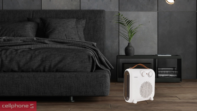 Thiết kế và các tính năng an toàn của quạt sưởi mini Tiross TS9445