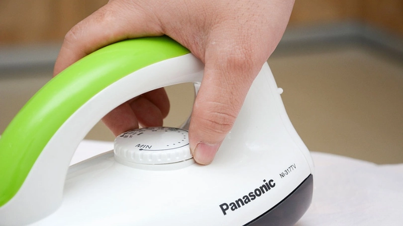 Hướng dẫn sử dụng bàn ủi khô Panasonic NI-317TXRA 1000W