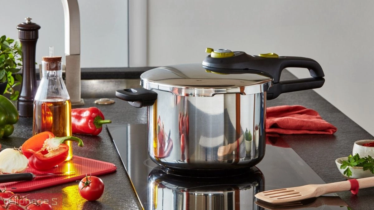 Thiết kế, chất liệu nồi áp suất Tefal Secure Trendy P2580702 6L