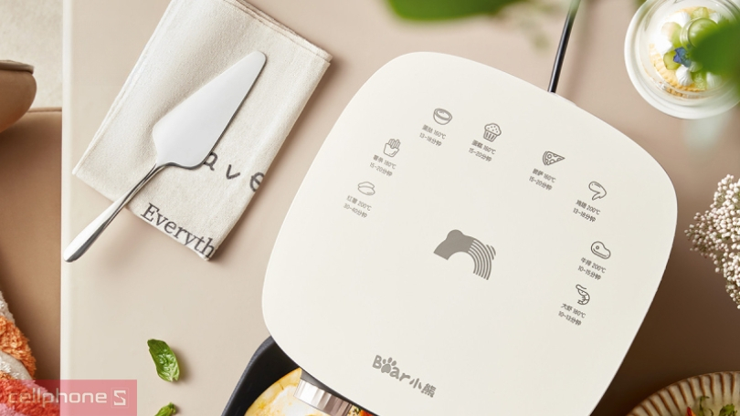 Nồi chiên không dầu Bear 6.5 lít QZG P15L6 thả ga nấu nướng với dung tích lên đến 6.5 lít