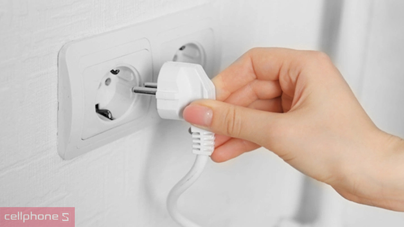 Hướng dẫn vệ sinh nồi chiên không dầu Kalite Q6 sau khi sử dụng