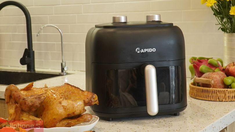Khả năng điều chỉnh nhiệt độ và hẹn giờ của nồi chiên không dầu Rapido RAF-7.5M3 7.5 lít