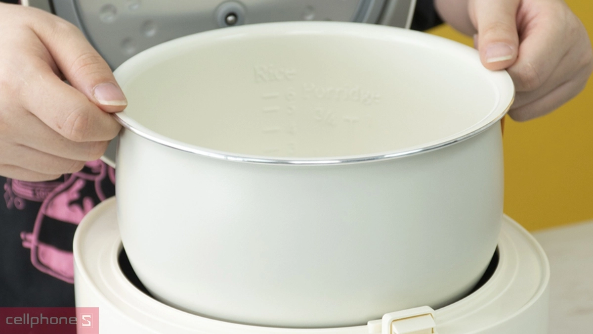 Dung tích nồi cơm điện Bear SB-NC30B