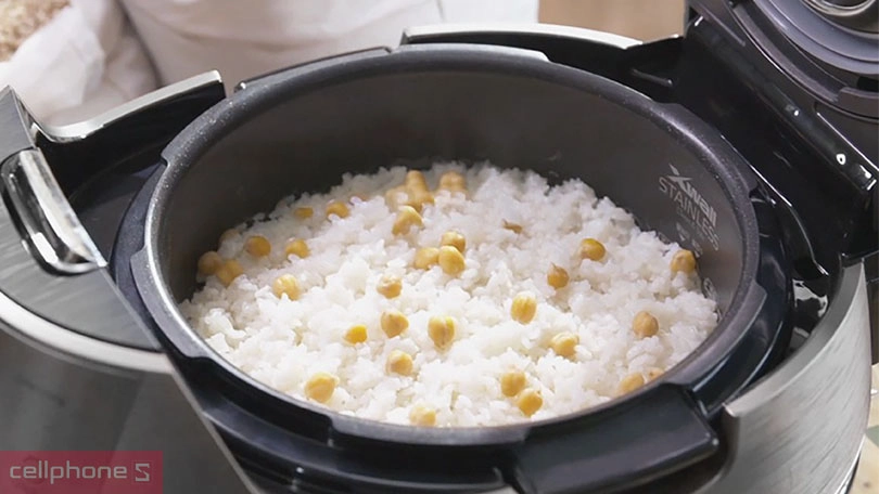 Nồi cơm điện Cao tần áp suất Cuckoo CRP-CHSS1009FN 1.8L - Đa dạng chế độ nấu