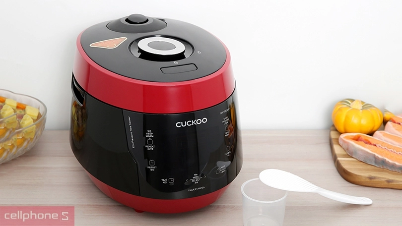nồi cơm điện cao tần cuckoo có đầy đủ tính năng thông minh
