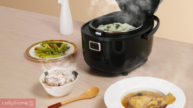 Nồi cơm điện tử Panasonic SR-DB071KRA 0.7 lít - Công nghệ nấu hiện đại, thiết kế nhỏ gọn, sang trọng