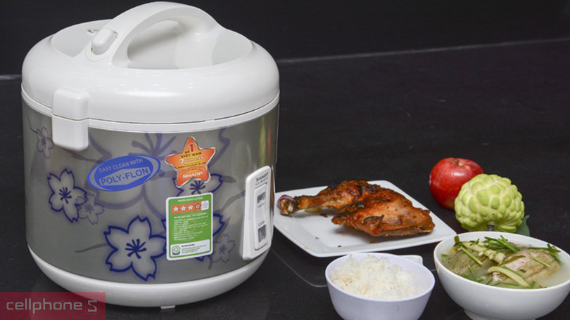 Giá nồi cơm Sharp bao nhiêu? Chọn mua theo nhu cầu