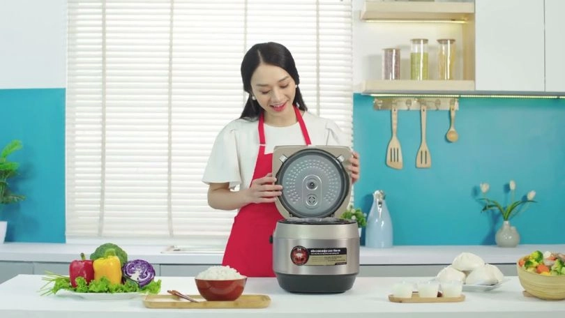 Lý do nên mua nồi cơm điện 1.8 lít SUNHOUSE MAMA SHD8959