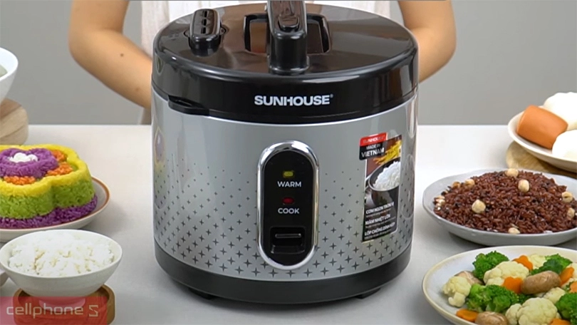 Nồi cơm điện Sunhouse SHD8624 1.8L - Chất liệu cao cấp, cơm ngon trọn vị