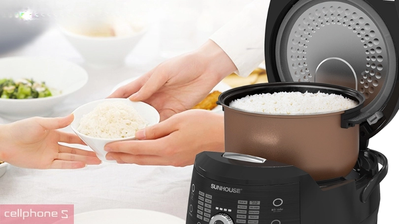 Dung tích nồi cơm điện Sunhouse SHD8911 1.8L