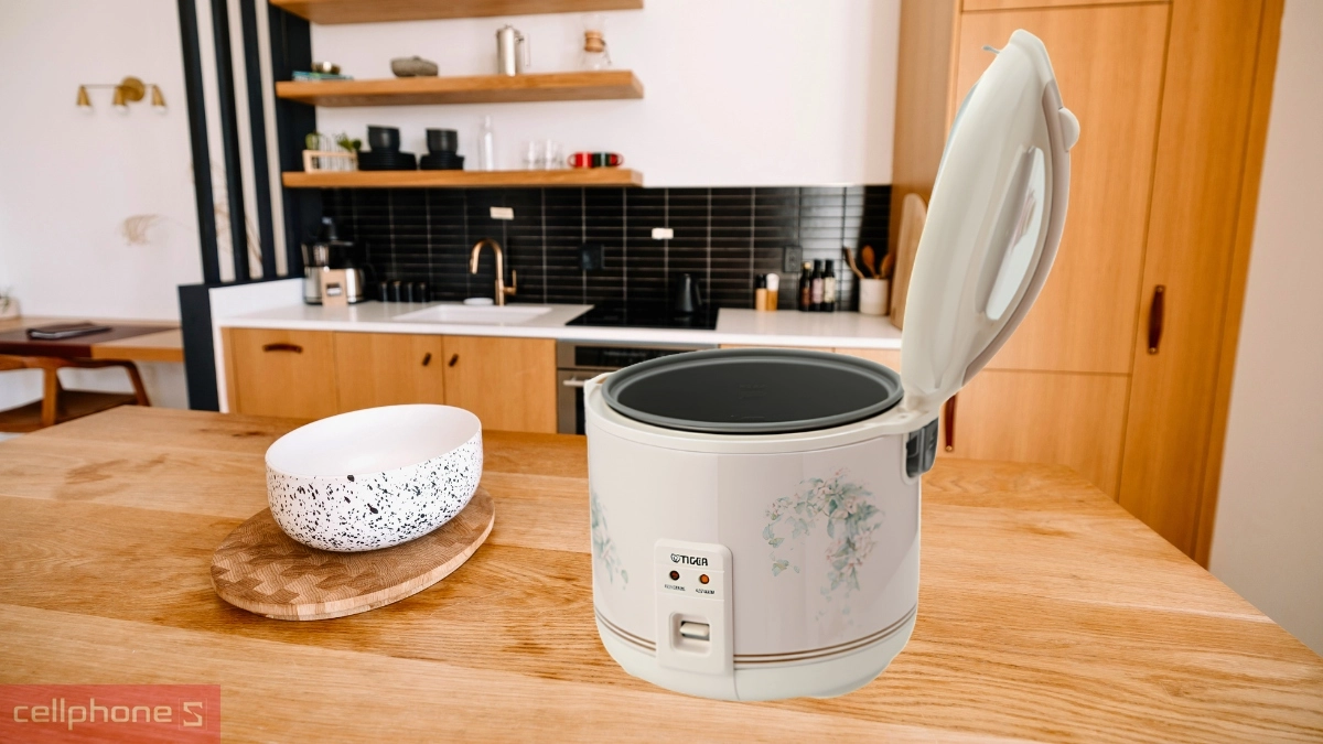 Công suất nồi cơm điện nắp gài Tiger JNP-1800