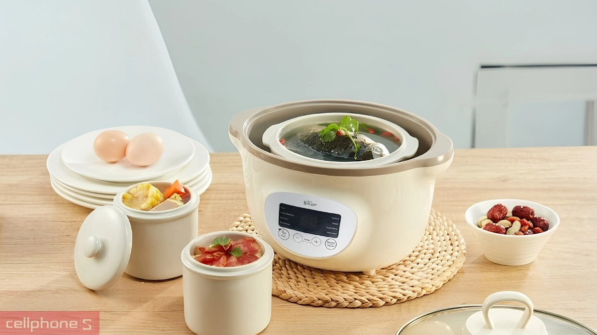 Thiết kế hiện đại của Nồi nấu chậm 1.6L Bear SUBE002