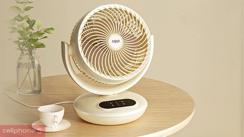 Quạt đứng AQUA AQS-FED2001R(W)-VN - Kích thước gọn nhẹ và trọng lượng nhẹ nhàng