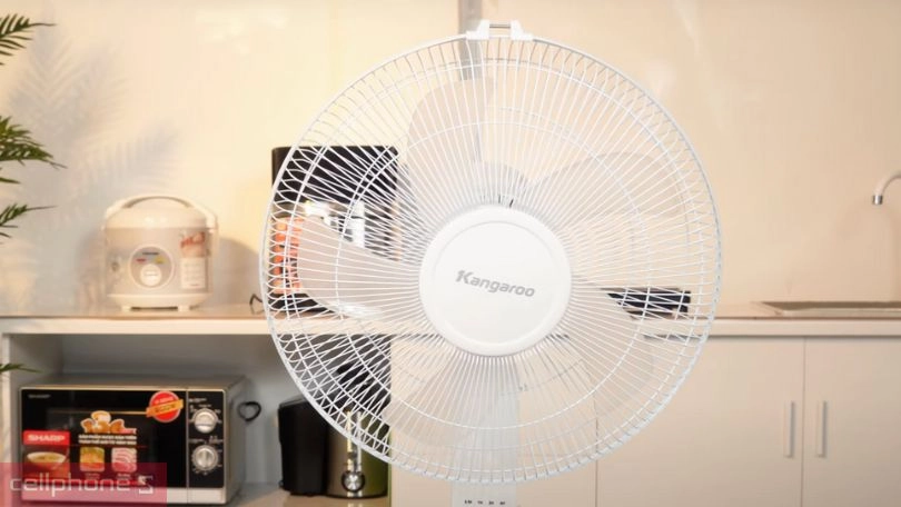 Vì sao nên mua quạt đứng Kangaroo KG725
