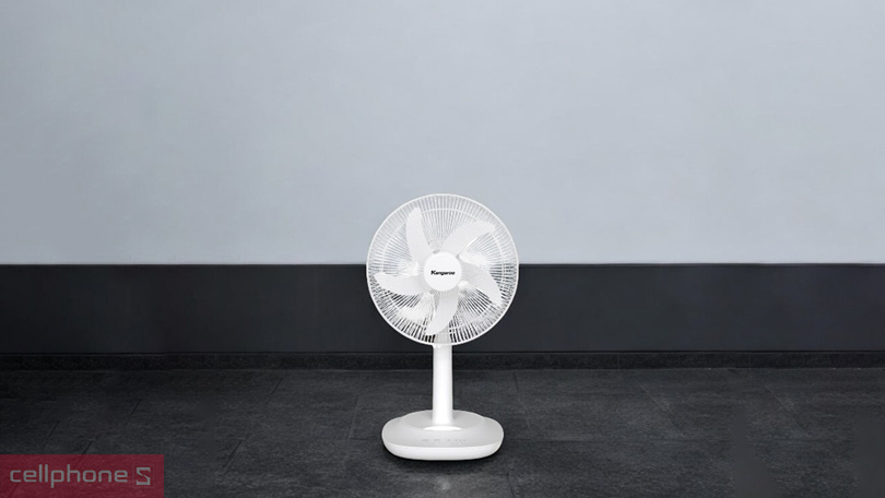 Quạt sạc điện Kangaroo KG748 – Gió mát bền bỉ, thiết kế nhỏ gọn