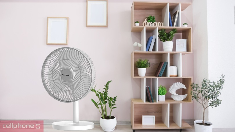 Vì sao nên mua quạt sạc Sunhouse SHD7115