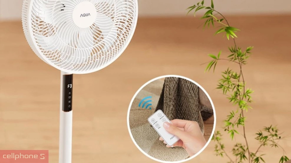Quạt đứng điều khiển từ xa