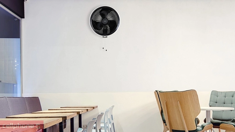 Quạt treo tường Panasonic F-50YUZ - Quạt có khả năng làm mát trên không gian rộng