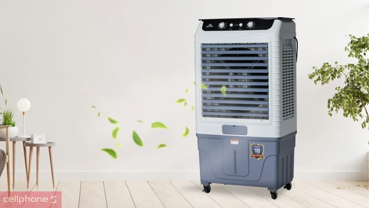 Quạt điều hòa Hòa Phát trang bị bơm tự động chống cạn bảo vệ động cơ 