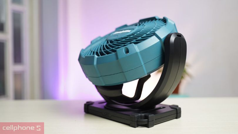Giá quạt tích điện Makita bao nhiêu?