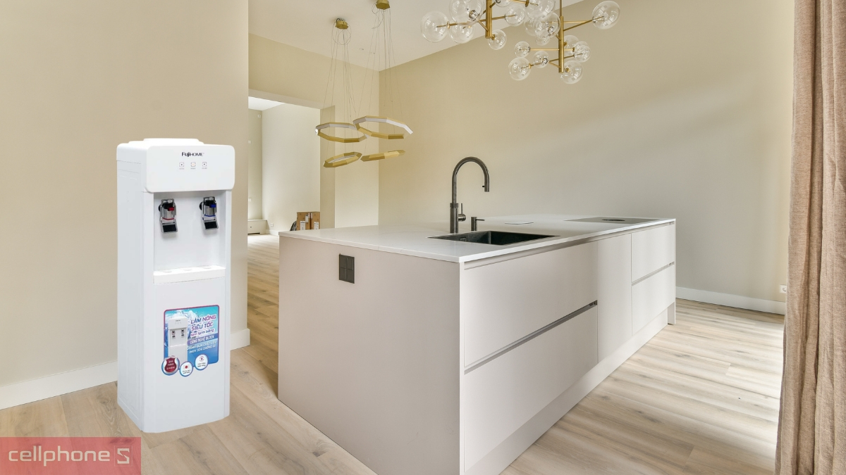 Nhiệt độ cây nước nóng lạnh Fujihome WD676C