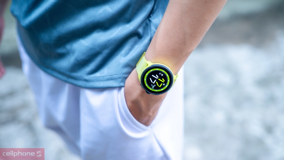 Suunto Run ghi lại lộ trình và phân tích dữ liệu vận động