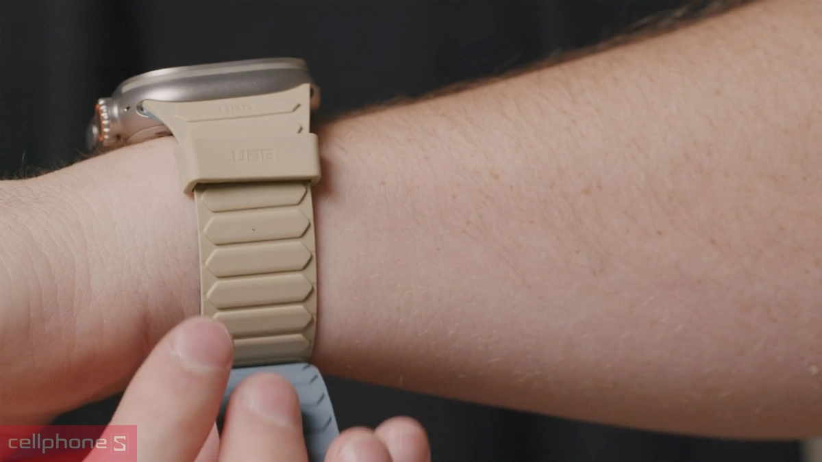 Chất liệu dây đeo Apple Watch UAG Pathfinder 40/41/42mm