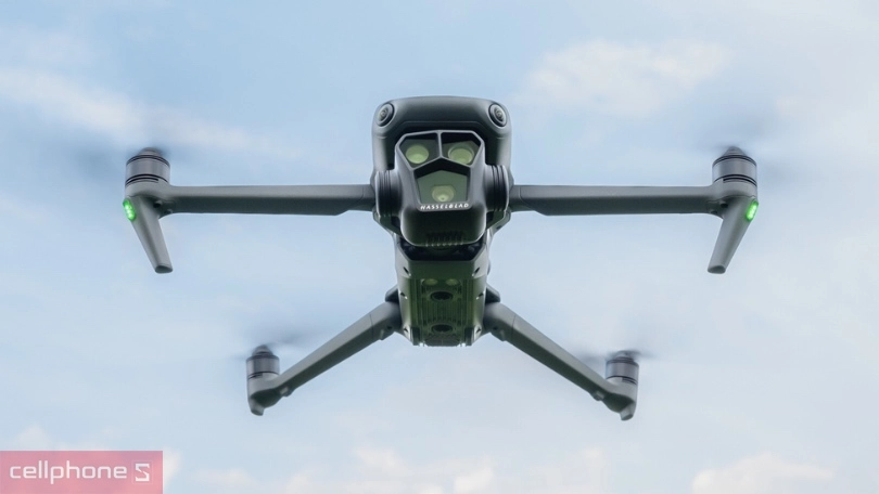 Khả năng ghi hình của flycam DJI Mavic 4