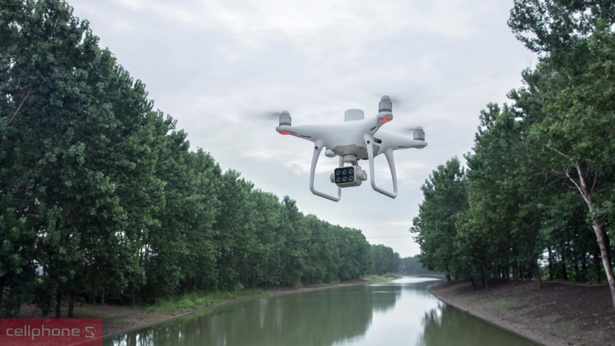 Vì sao nên mua flycam DJI Phantom 4 Multispectral?