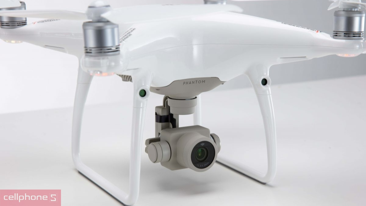 DJI Phantom 4 Pro V2.0 – Flycam cao cấp ghi hình chuyên nghiệp