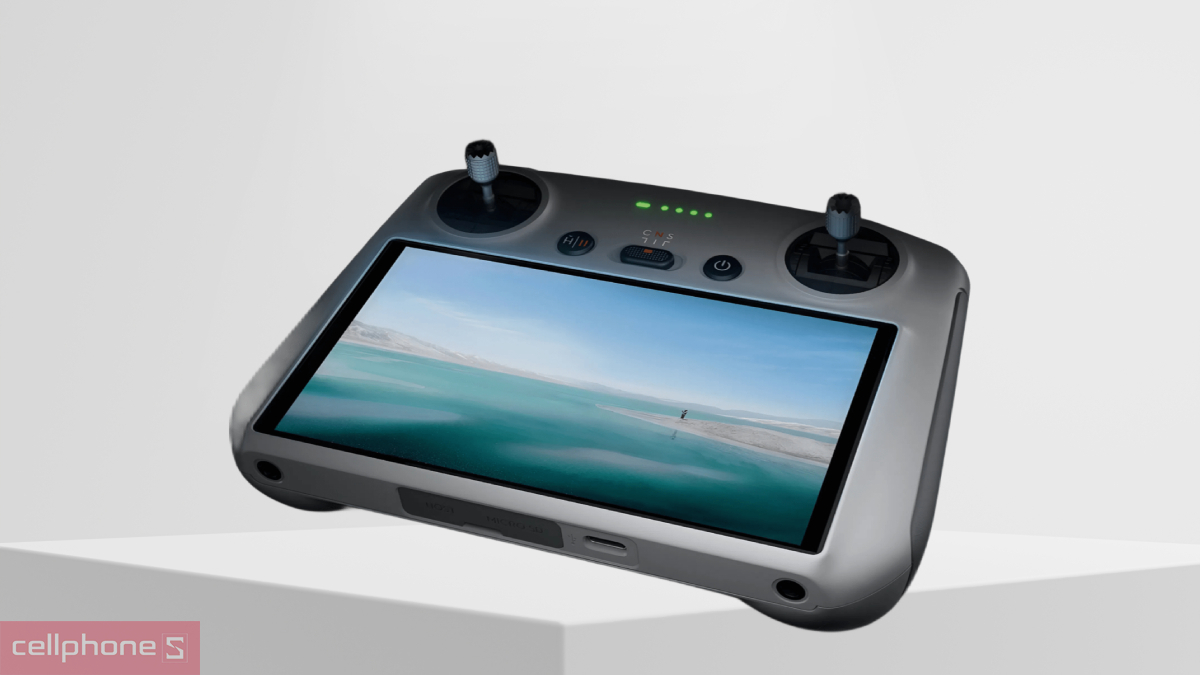 Khả năng điều khiển thông minh, tương thích với tính năng GPS của DJI RC