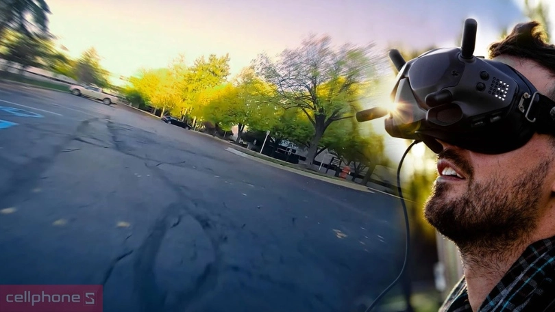 Tại sao drone DJI FPV được ưa chuộng hiện nay?