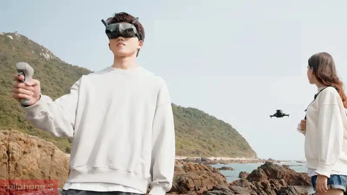 DJI Goggles tích hợp hệ thống truyền video O3+